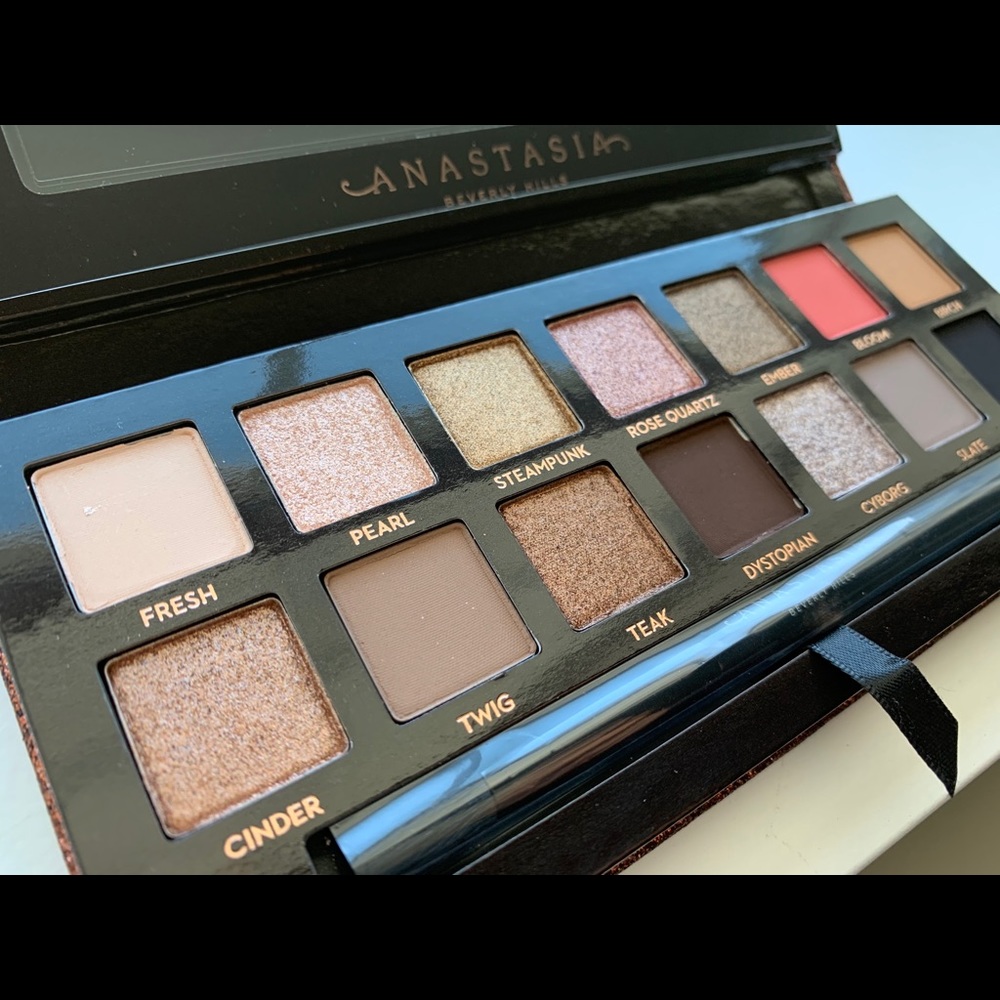 Anastasia Beverly Hills Sultry Eyeshadow Palette